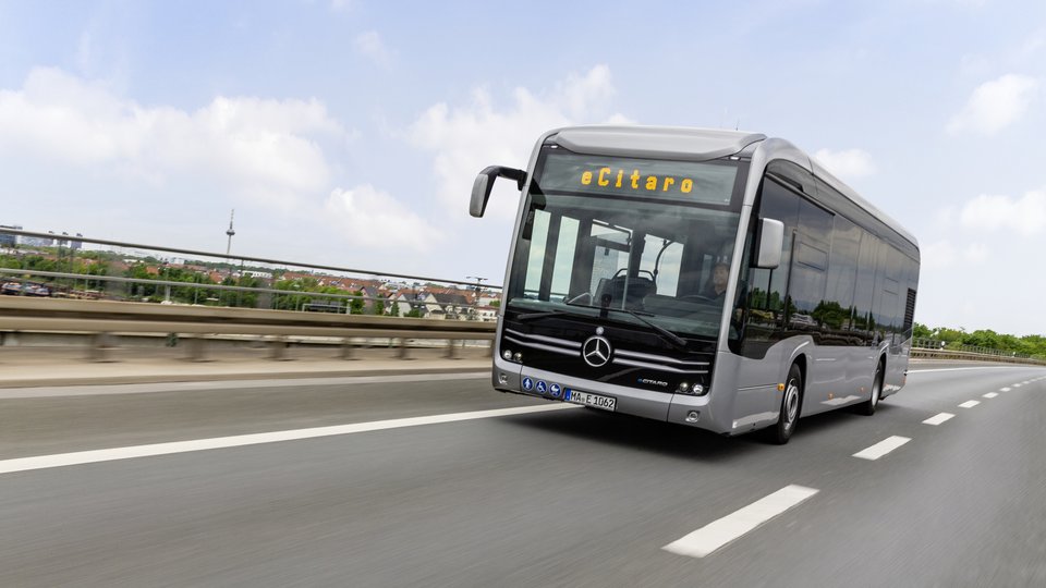 Mercedes-Benz eCitaro – Seitenansicht